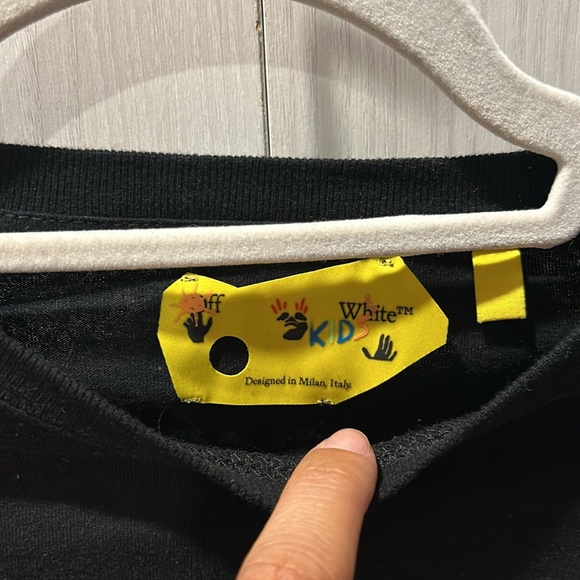 Host pick. Off-white Boy's Watercolor Rounded Logo Arrow Long-sleeve Tee size 10 - Picture 6 of 9